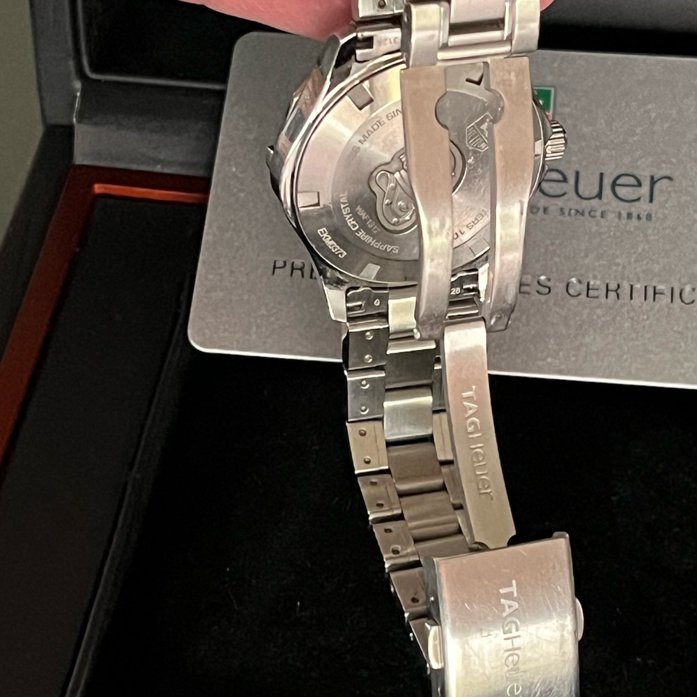 AUTHENTIC TAG HEUER SS Aquaracer Mother of Pearl Diamond Dial 32MM Watch - Picture 5 of 16